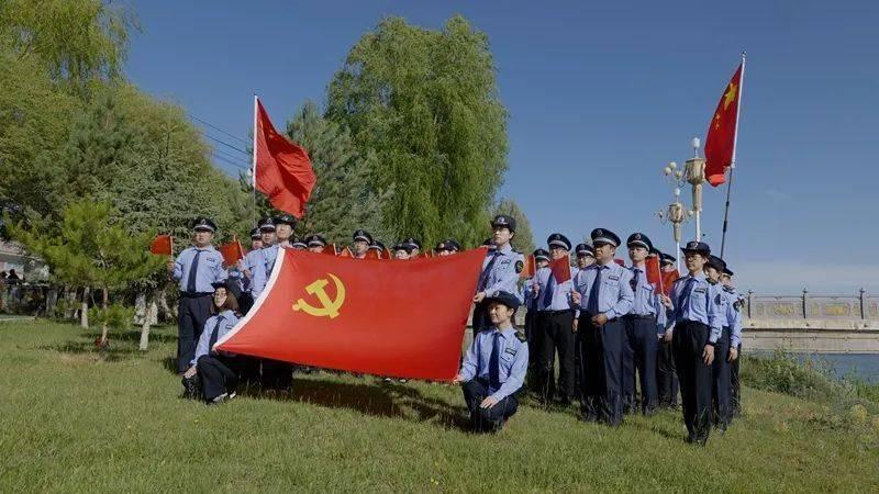 天津市总工会召开天津市示范性劳模和工匠人才创新工作室暨非公企业劳动竞赛推动会